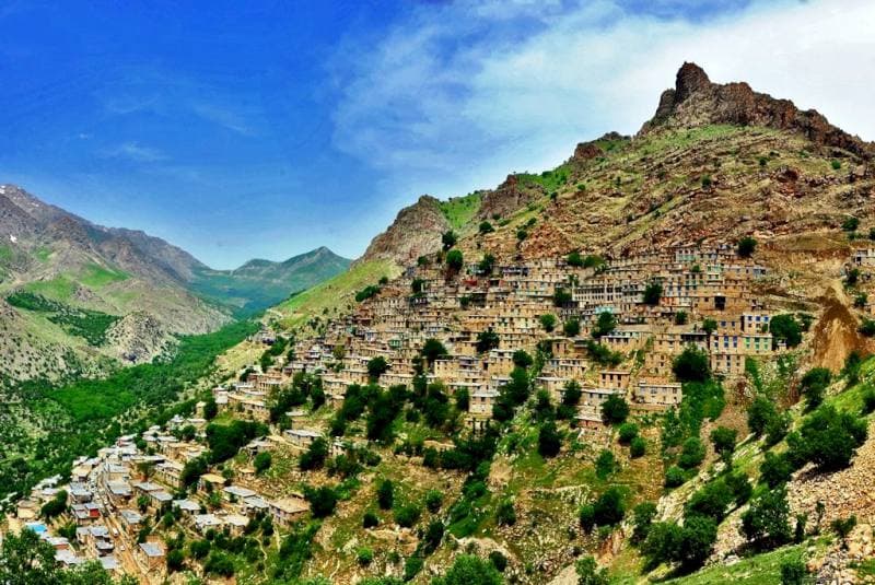 ابلاغ مراتب ثبت ملی ۵ اثر فرهنگی‌تاریخی به استاندار کردستان