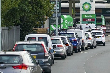 رکورد قیمت بنزین در کالیفرنیا
