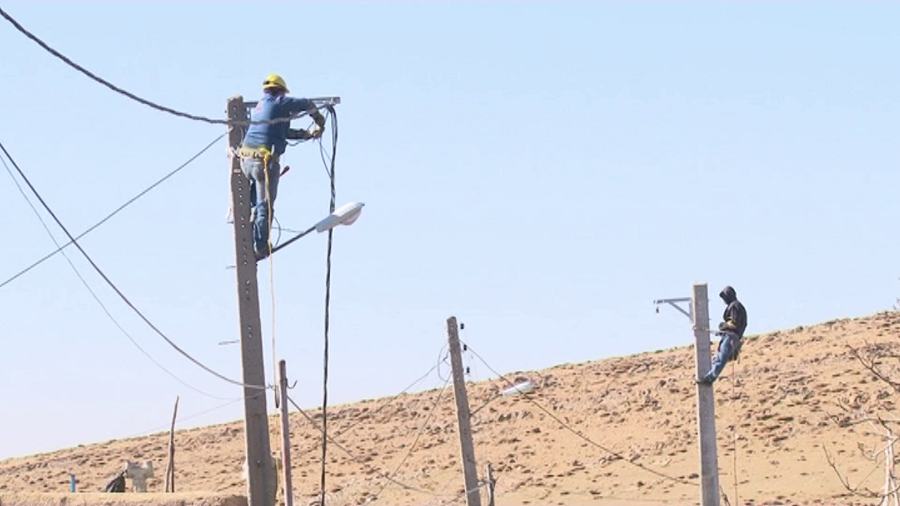 مرمت و بازسازی شبکه برق 14 روستای ملکان