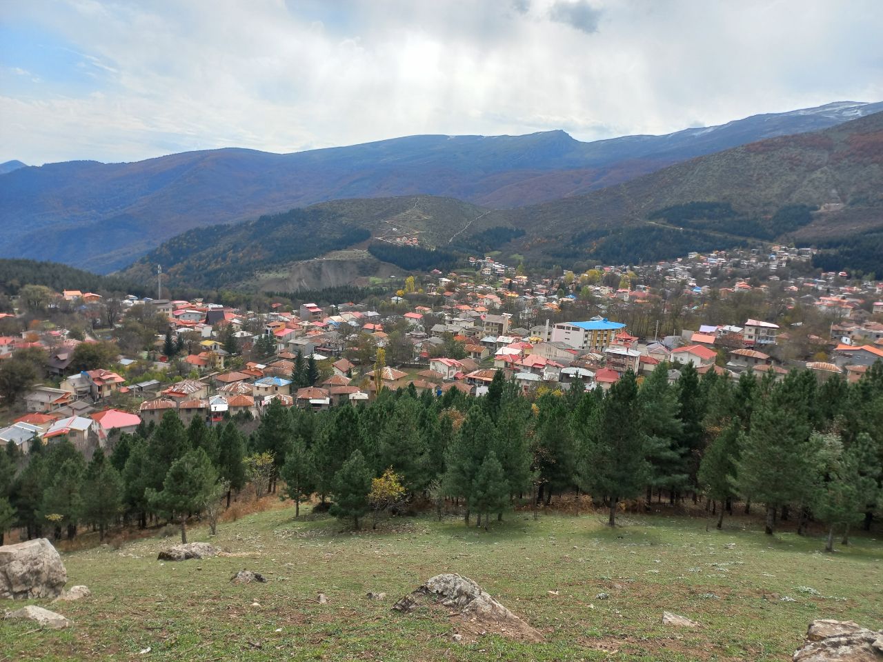 خودنمایی بهار در پاییز گیلان