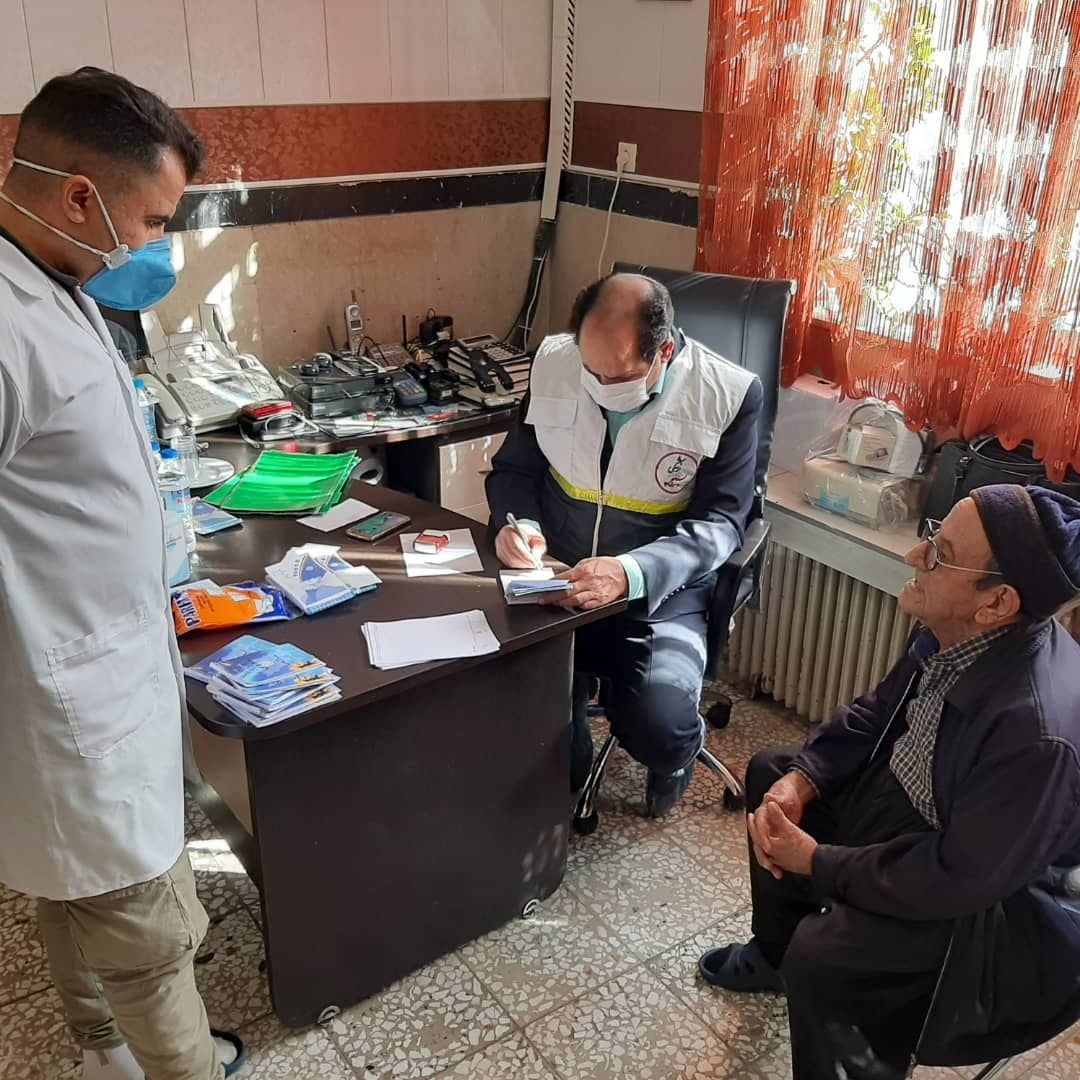 اعزام ۱۴ تیم پزشکی به مناطق کم برخوردار استان کرمانشاه