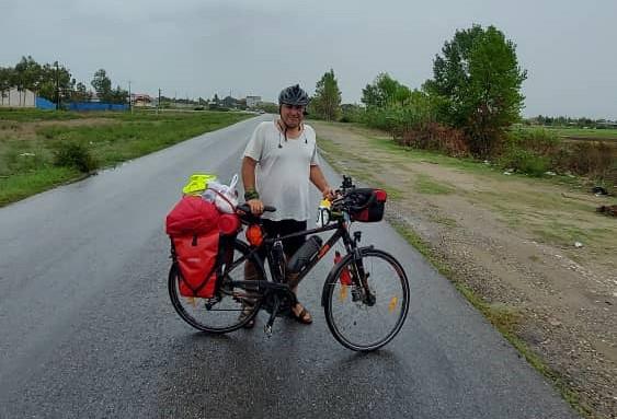 رکاب زنی دوچرخه‌سوار بجنوردی به مقصد گیلان