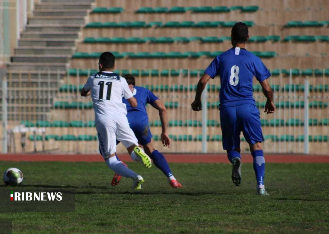 رقابت نمایندگان خوزستان در فوتبال دسته اول کشور + عکس