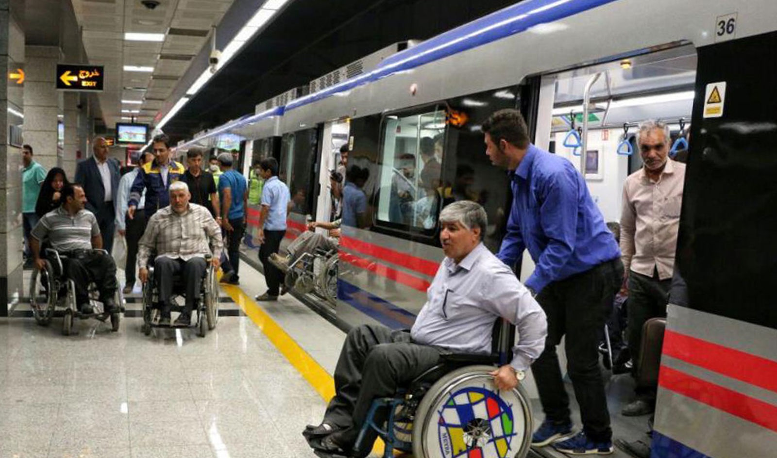پیگیر حضور راحت‌تر جانباران و معلولان در مترو هستیم