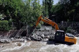 رفع تصرف ۳۵ هکتار از بستر رودخانه‌های مشهد