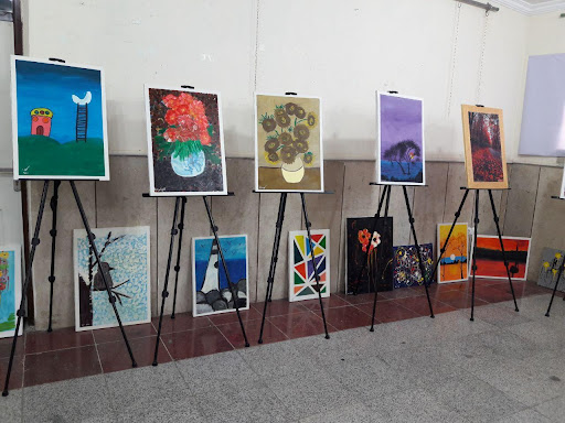 نمایشگاه آثار هنری معلولان در مهاباد دایر شد