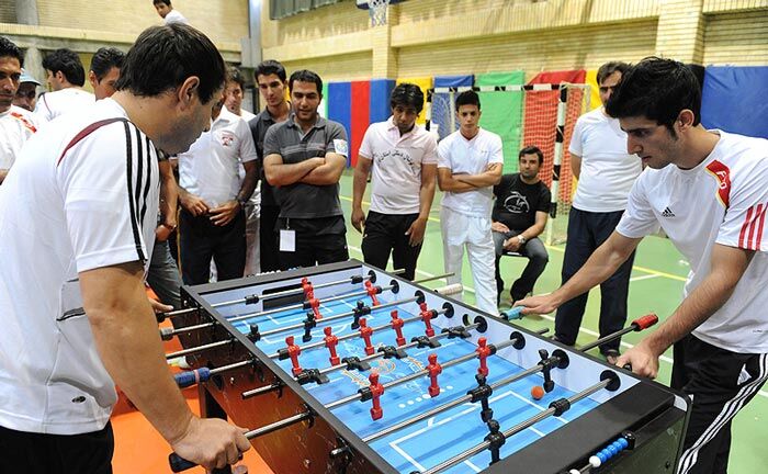 رقابت ۷۰ ورزشکار در مسابقات فوتبال رومیزی کشور به میزبانی البرز