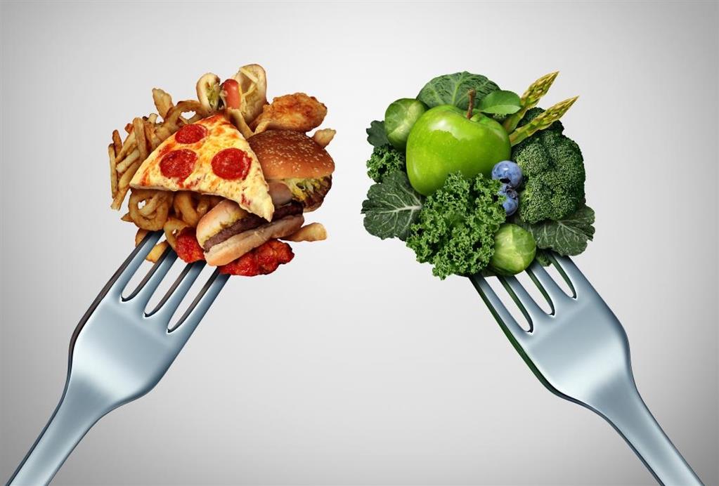 آیا رژیم غذایی سخت به نوجوانان دارای اضافه وزن توصیه می شود؟