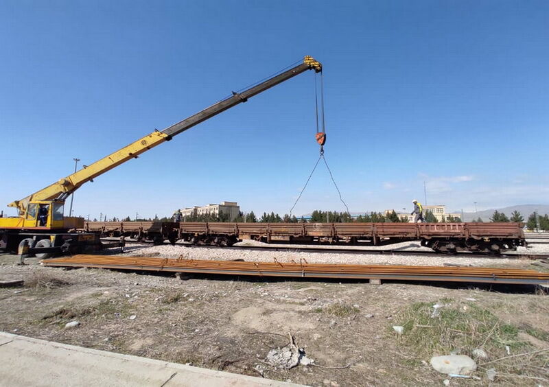تحویل ۵۰۰ تن ریل ذوب آهن به متروی تهران