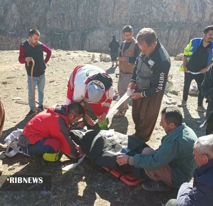 یک جان باخته و ۲ مصدوم در سقوط از ارتفاعات پیرانشهر