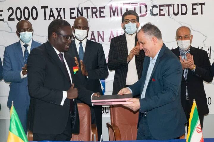 امضای قرارداد تولید ۲ هزار تاکسی در سایت سنگال ایران‌خودرو