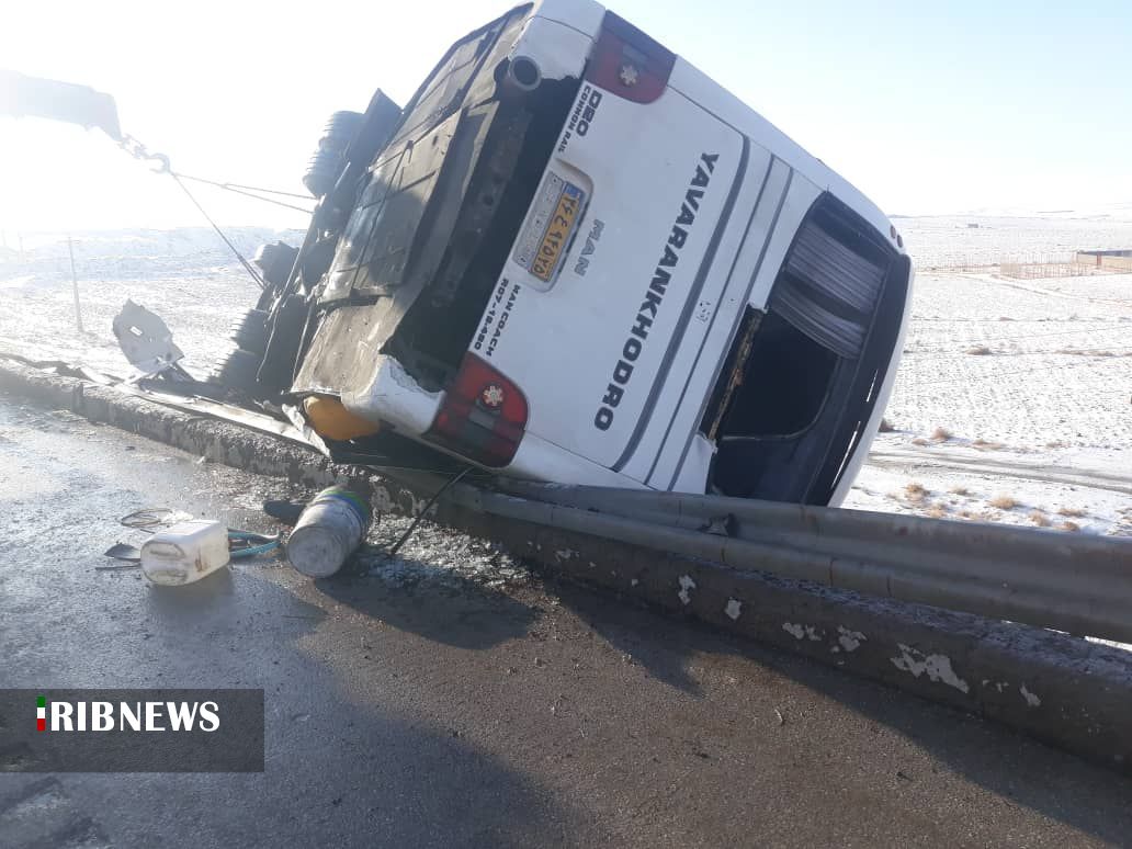 ۴ کشته و ۸ مصدوم در حوادث رانندگی آزادراه پیامبر اعظم