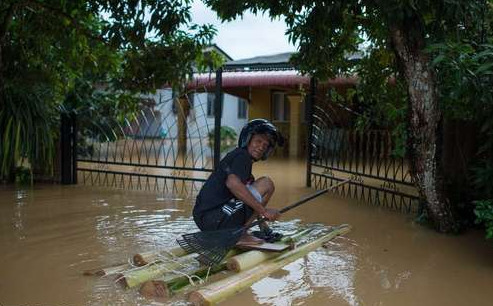آواره شدن هزاران نفر در مالزی بر اثر بارش های سیل آسا