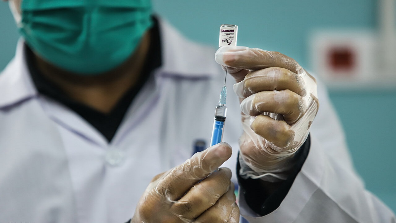 تزریق دز سوم واکسن کرونا برای افراد بالای ۴۰ سال در رامشیر