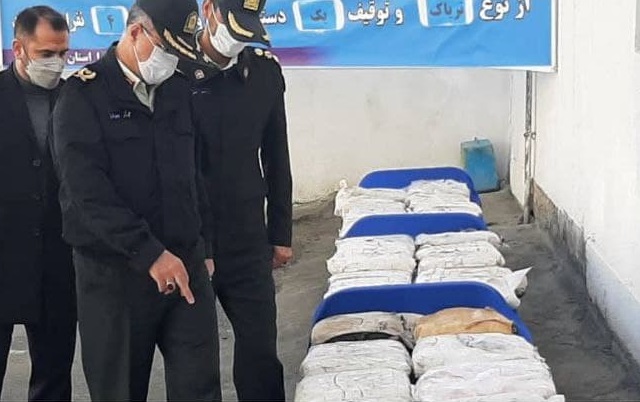 کشف ۵۰۷ کیلوگرم تریاک در کرمانشاه/ چهار قاچاقچی دستگیر شدند