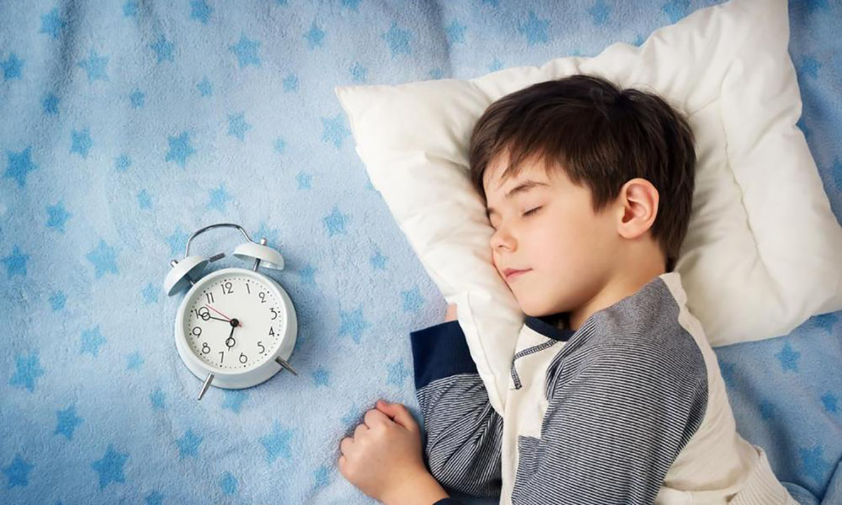ترفندهای تنظیم خواب بچه مدرسه‌ای‌ها