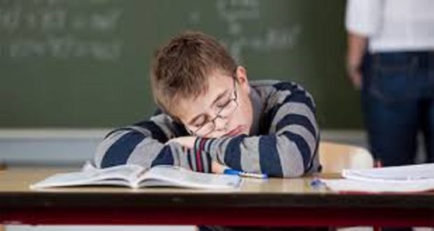 ترفندهای تنظیم خواب بچه مدرسه‌ای‌ها