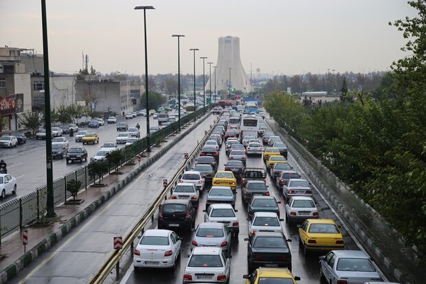 افزایش ۳۰ درصدی ترافیک شهر تهران