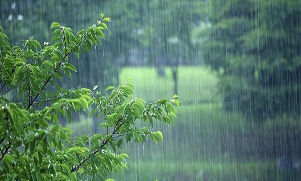 ثبت ۱۲ میلیمتر بارش باران در شهر رازمیان