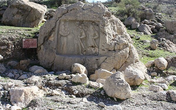 عاشقانه ساسانی در قفسی نا ایمن!