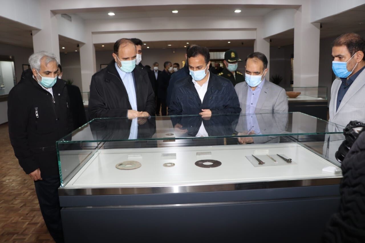 افتتاح نمایشگاه یافته‌های سرند در موزه آذربایجان