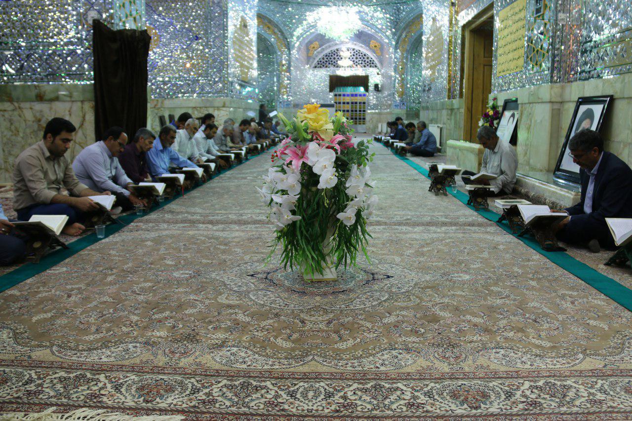 اجرای بیش از ۱۰ برنامه فرهنگی رمضانی در امامزاده عبدالله بافق