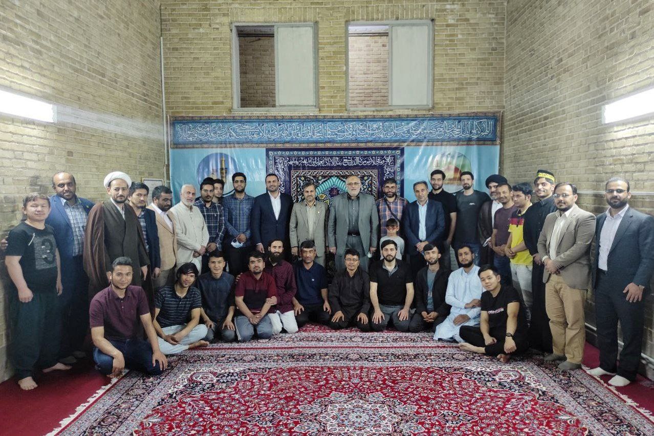 دانشجویان خارجی دانشگاه امام خمینی (ره) سفیران اقتصادی، علمی و فرهنگی ایران در کشور‌های خود هستند