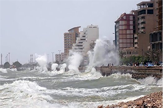 بنادر غرب هرمزگان به دلیل وزش تندباد از ششم فروردین تعطیل می‌شود