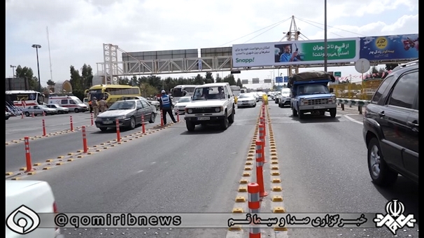 کمبود تابلو‌های راهنما در قم و سردرگمی زائران