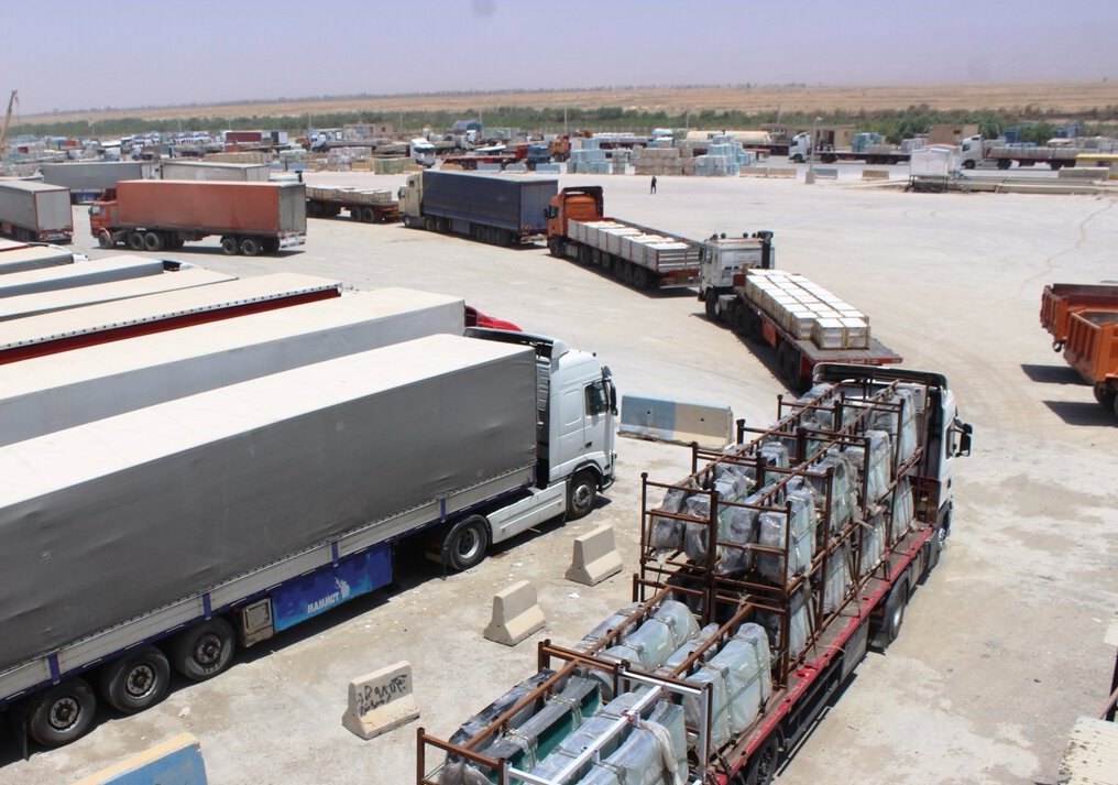 صادرات یک میلیارد و ۱۶۱ میلیون دلار کالا از مرز مهران