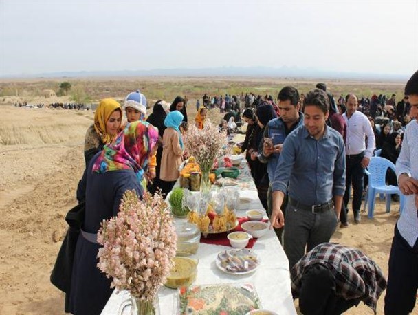 مراسم سنتی گنبد طلا در هرابرجان خاتم