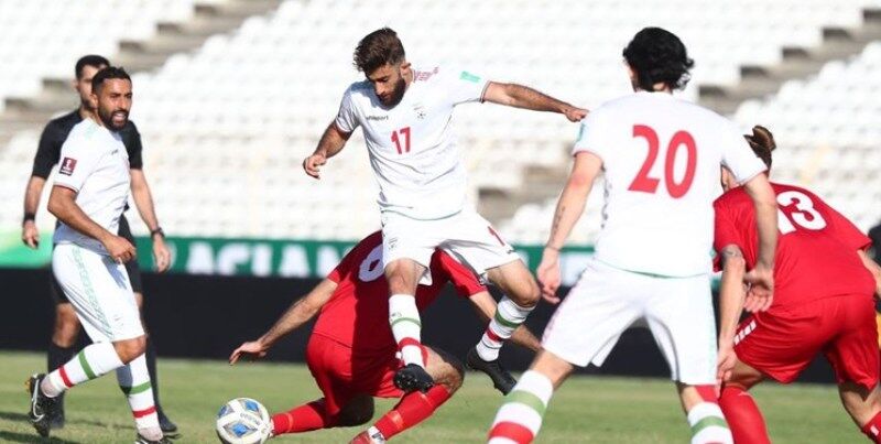 رقابت تیم‌های ملی فوتبال ایران و لبنان در مشهد آغاز شد