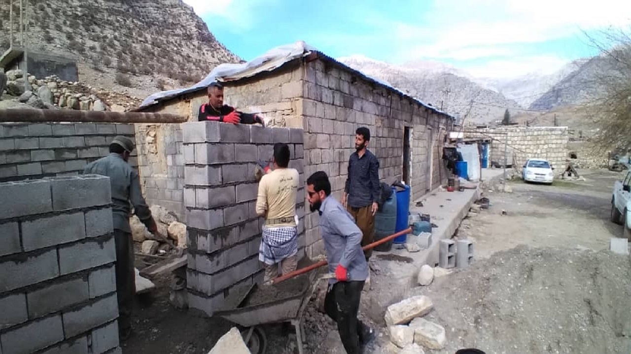 بازسازی واحد های مسکونی در مناطق زلزله زده اندیکا
