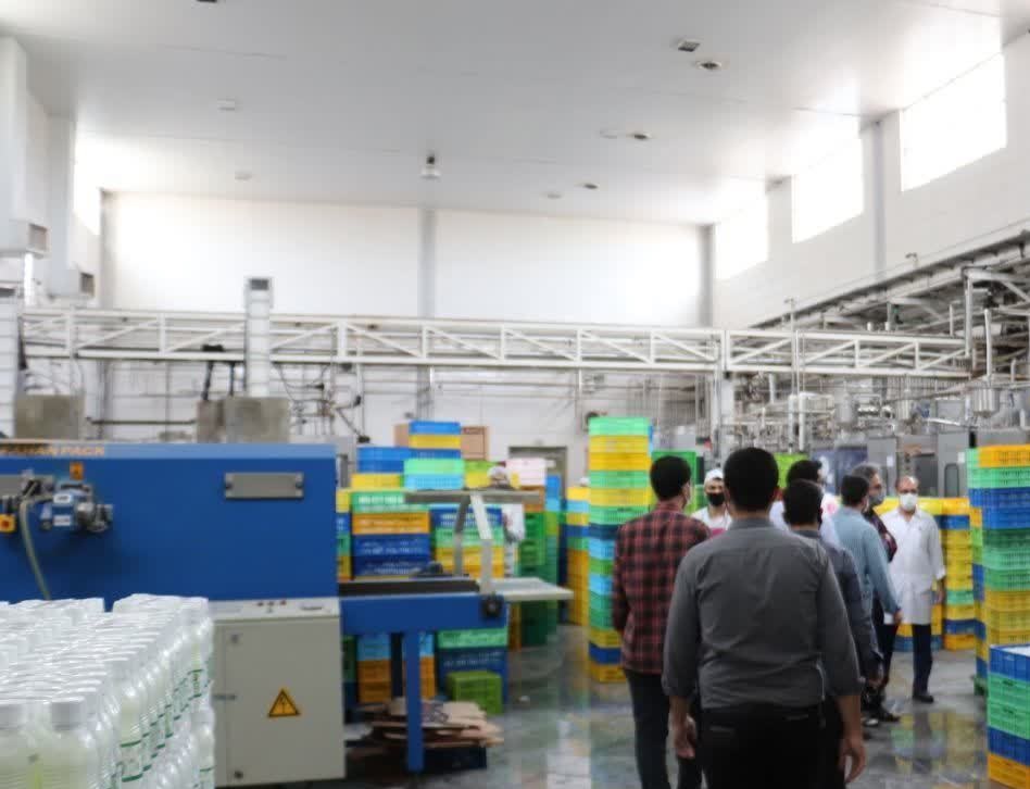 بازدید بسیج دانشجویی از چند کارخانه تولیدی در همدان