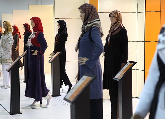 ۱۰ استان کشور مهمان نمایشگاه مدل لباس کرمانشاه