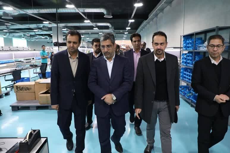 افتتاح واحد‌های تولید سیستم‌های امنیتی و صنایع الکترونیکی در یزد