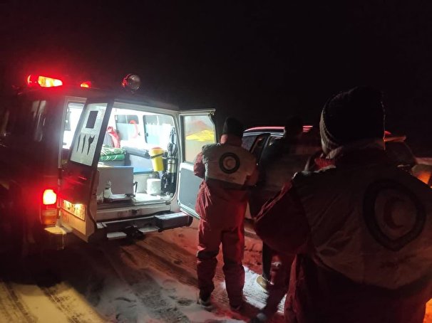 امدادرسانی به بیش از ۲ هزار مسافر گرفتار در برف و کولاک