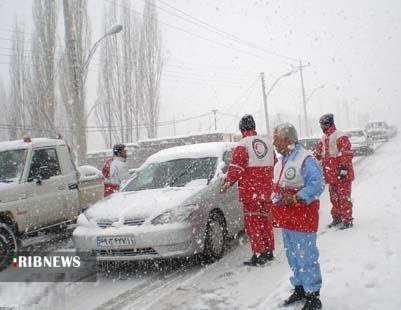 امدادرسانی به بیش از ۱۰۰ حادثه‌دیده در برف و کولاک