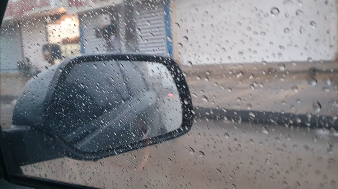 بارش ۴۳ میلی متری باران در آبادان