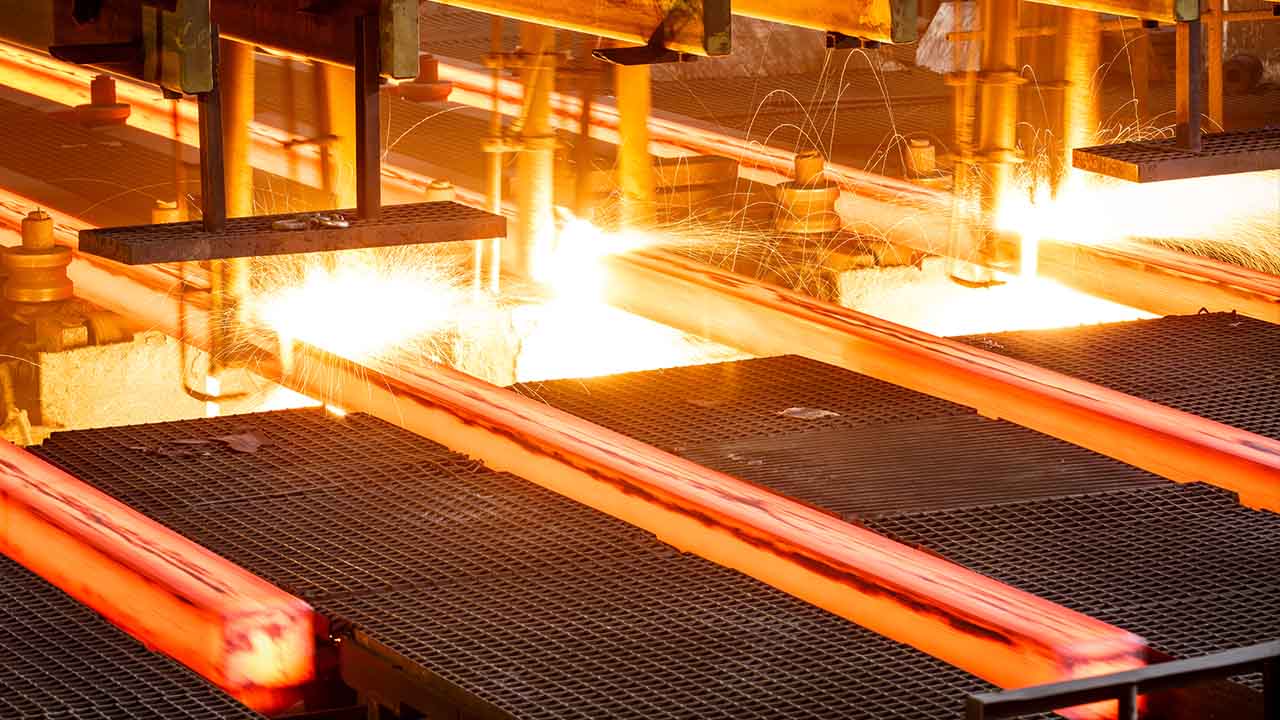 تولید بیش از ۳۵ میلیون تن فولاد خام و محصولات فولادی
