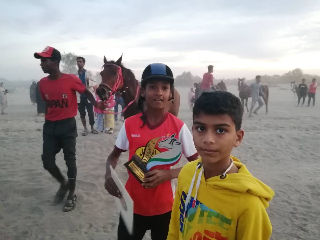 برگزاری مسابقه اسب دوانی جنوب کشور در میناب