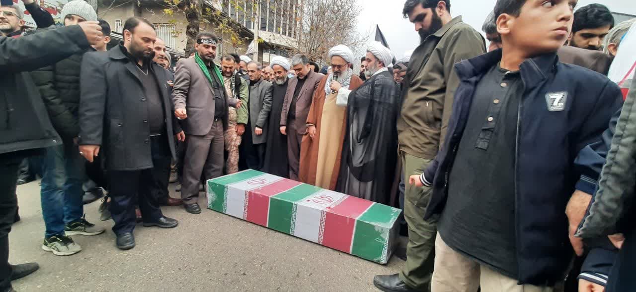 تشییع و تدفین یک شهید گمنام در قائم شهر