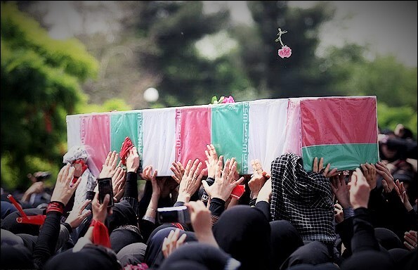 تشییع پیکر مطهر شهید گمنام در شرکت ملی حفاری ایران