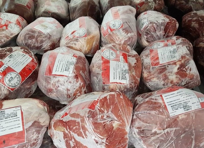 آغاز توزیع گوشت منجمد تنظیم بازار در اردبیل