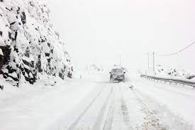 تردد در محور سمیرم به شهر‌ها با تجهیزات زمستانی