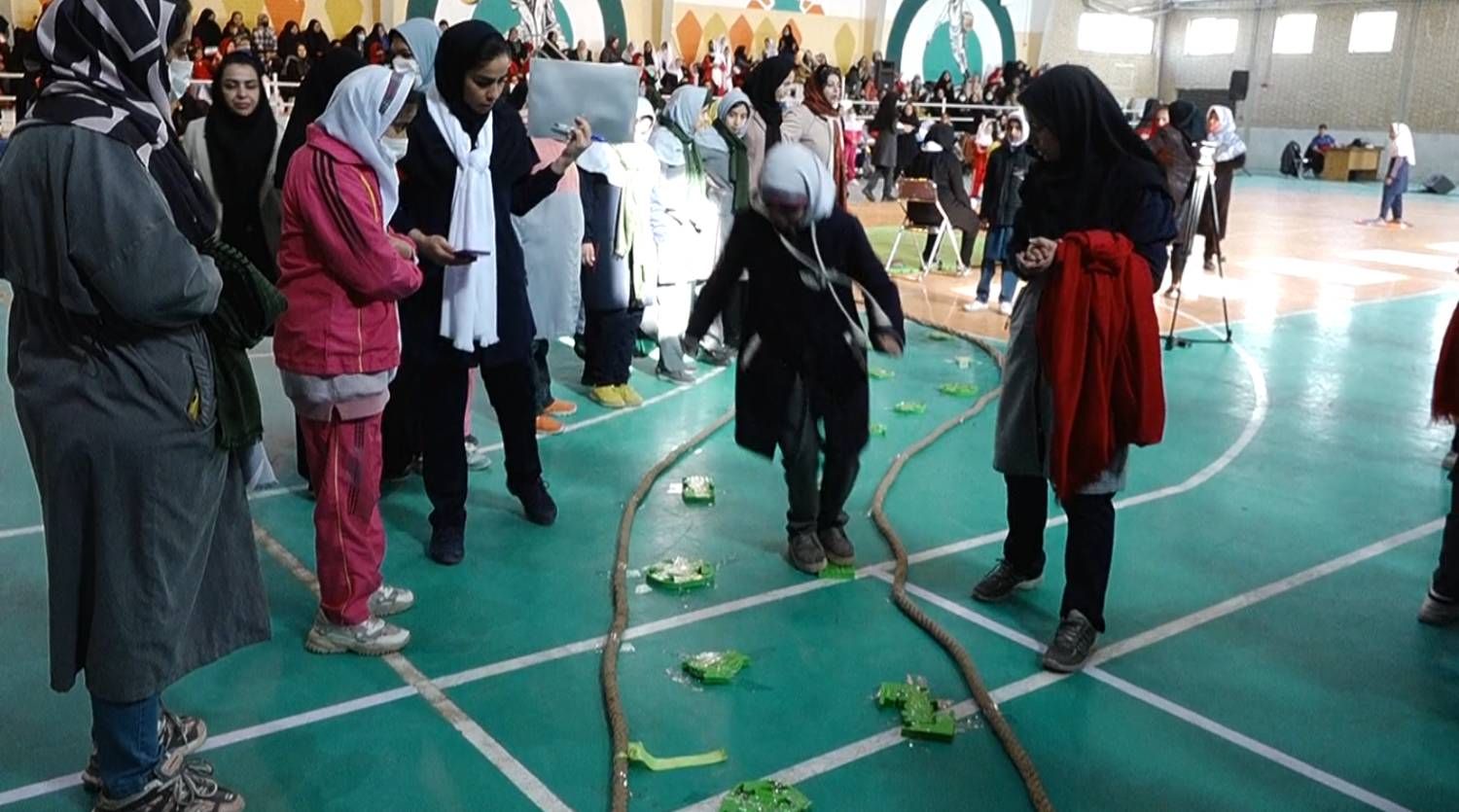 برگزاری جشنواره ورزشی نشاط ويژه دانش آموزان با نیازهای ویژه به همراه مادران