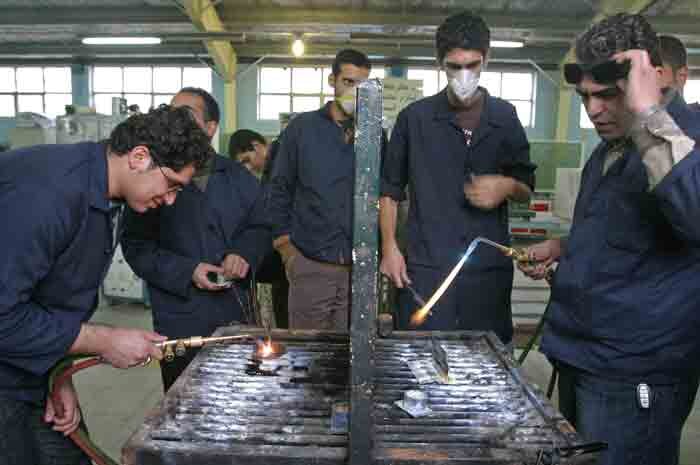 افزایش تجهیزات کارگاهی در هنرستان‌های خوزستان