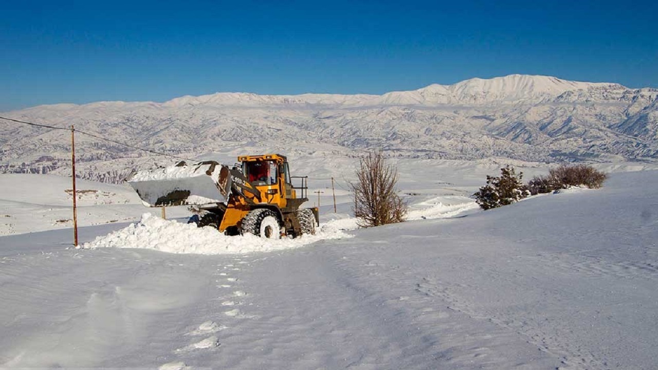 بازگشایی ۱۲۰ محور روستایی آذربایجان‌غربی