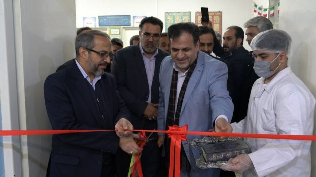 افتتاح خط تولید مواد شوینده و کارگاه تراش CNC در یک هنرستان در مشهد