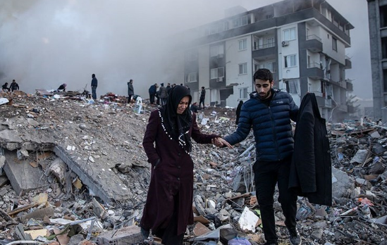 خسارت حدود ۹ میلیارد دلاری تحریم‌ها و ۵ میلیارد دلاری زلزله برای سوریه